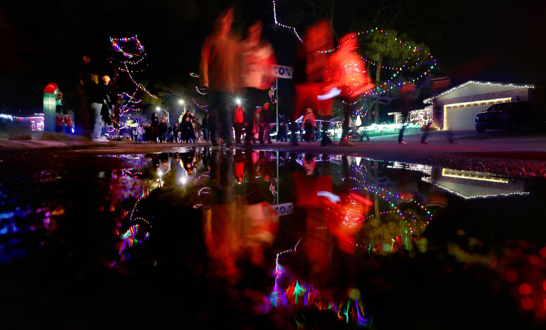 Colder temperatures and chance of rain from Monday 2 Winterhaven Festival of Lights